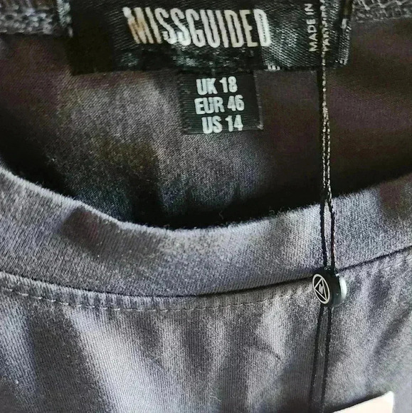 Misguided Lifestyle Long sleeve Top - Picture 2 of 3